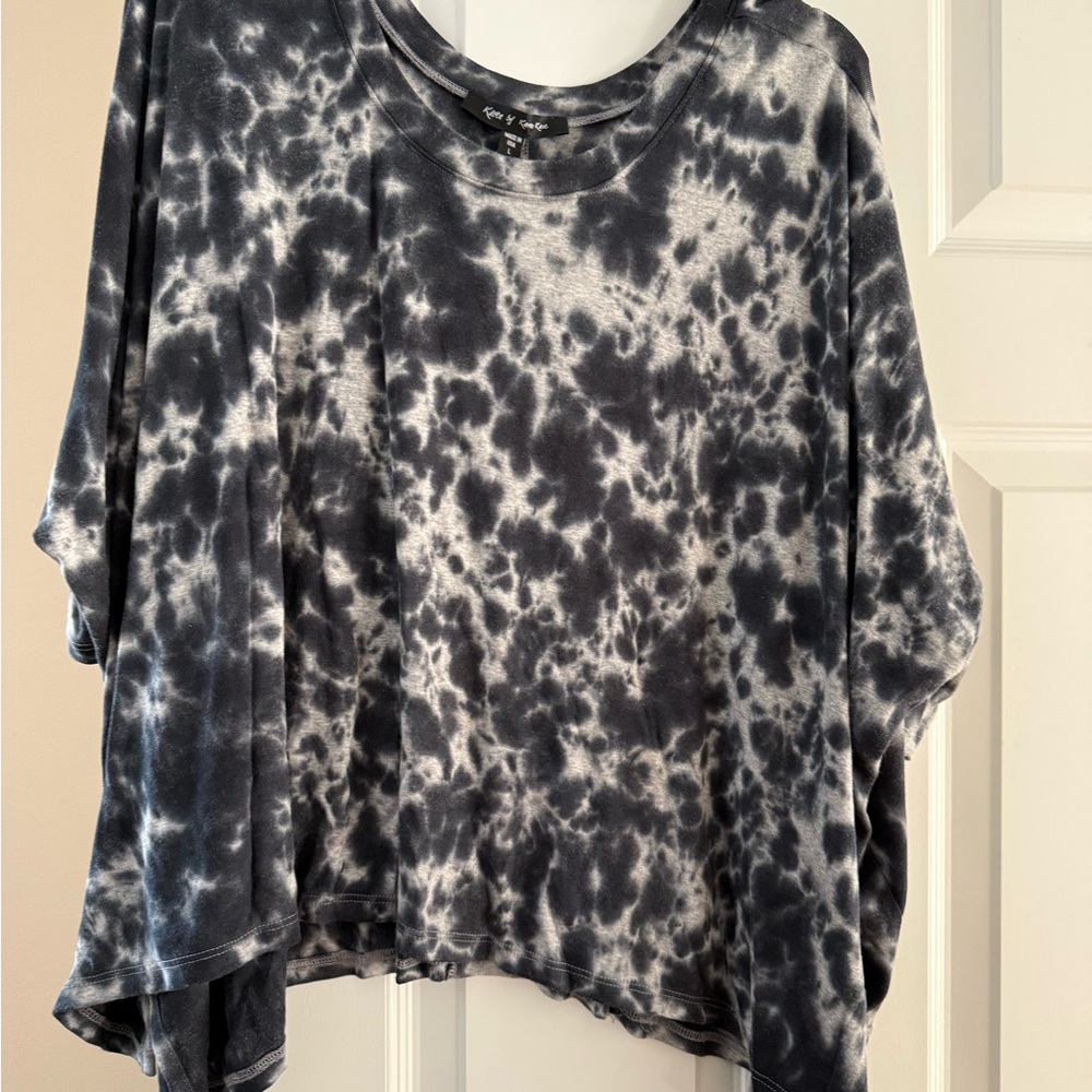 Gray Tie-Dye Women's Top